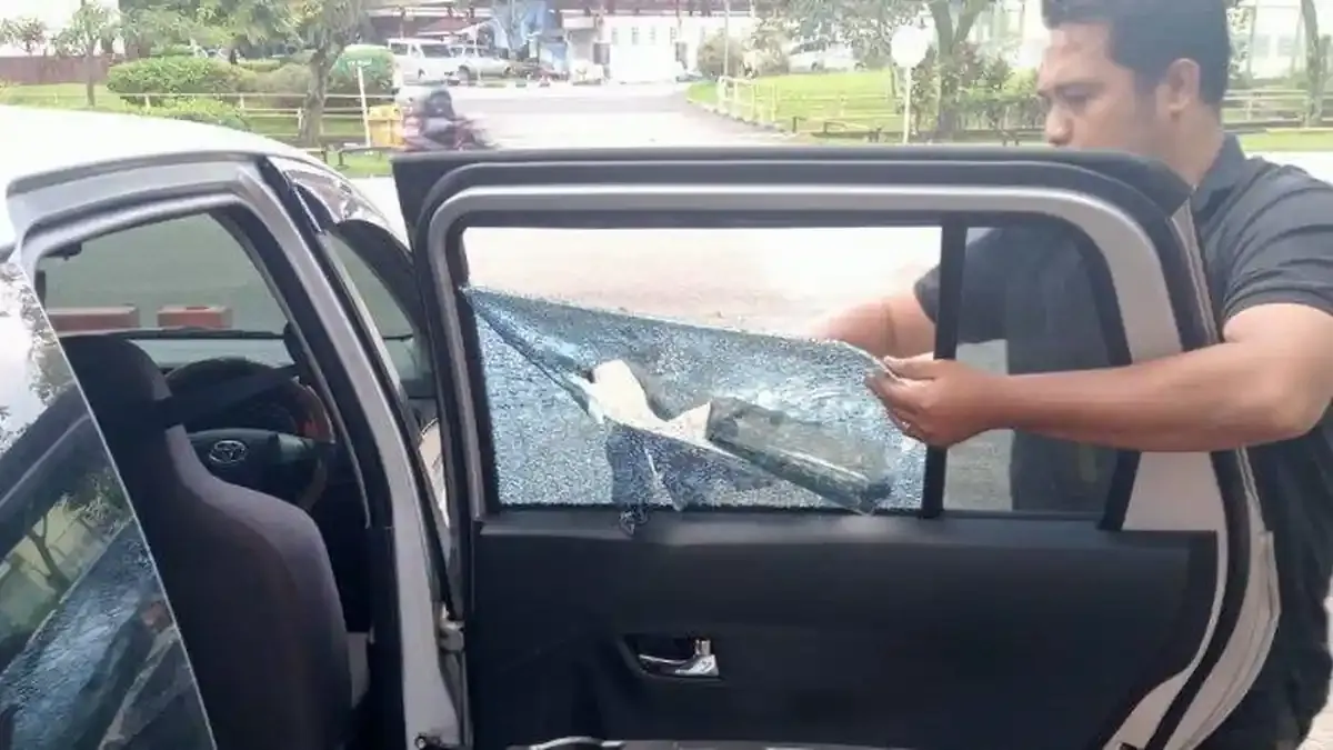 Breaking News: Pelaku Pecah Kaca di Cikarang Selatan Ditangkap Warga